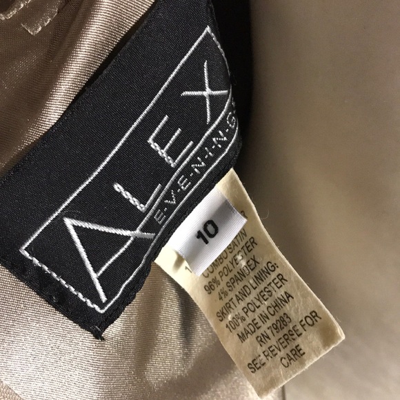 Long Prom or Special ocassion evening dress - Picture 7 of 7